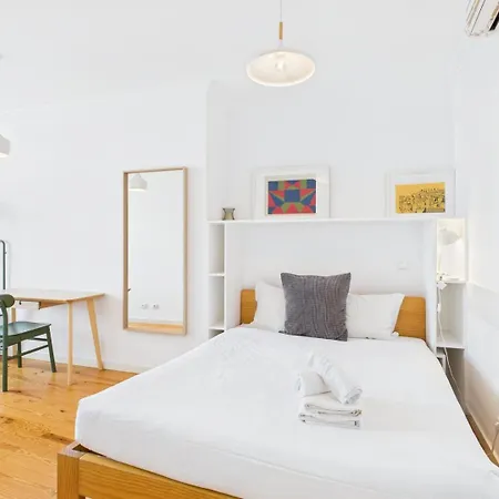 Bright 2br W/ Tagus View | By Airnest 公寓 *