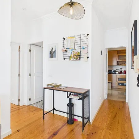 شقة Bright 2br W/ Tagus View | By Airnest