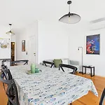 Apartmán Bright 2br W/ Tagus View | By Airnest *