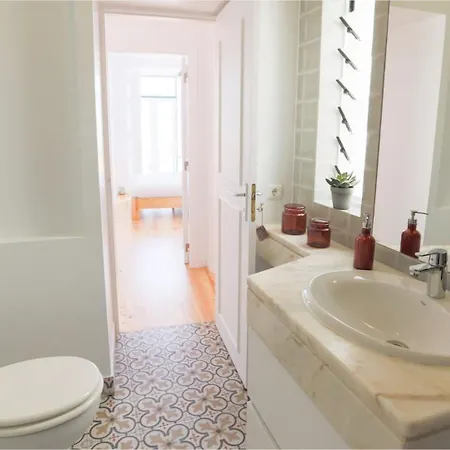 Bright 2br W/ Tagus View | By Airnest アパート